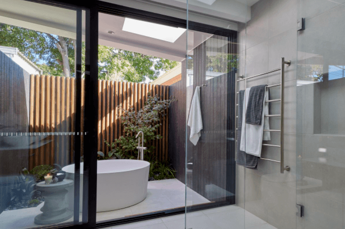 How To Create A Stunning Outdoor Bathroom